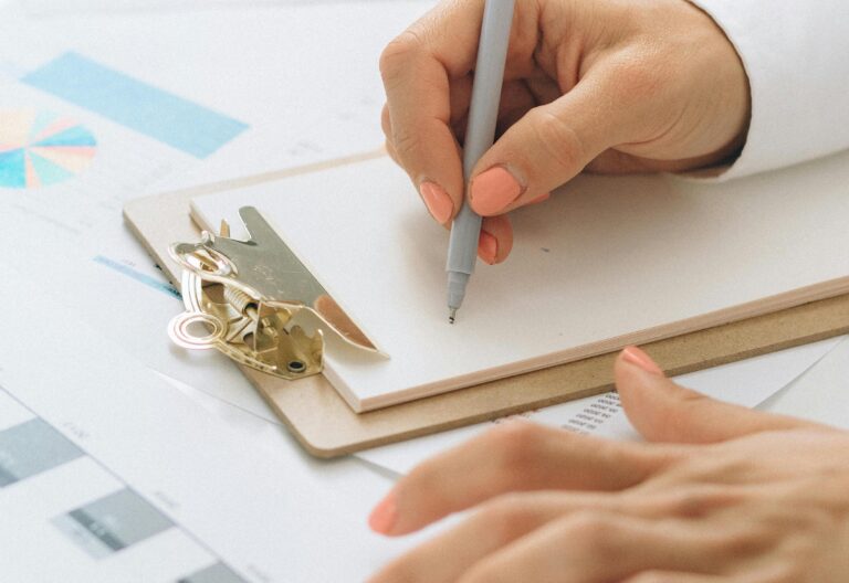 Identify & Reframe Cognitive Distortions Using a CBT Guided Journal